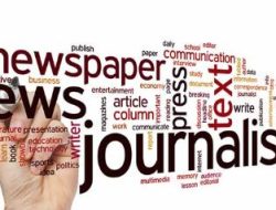 Dasar-Dasar Jurnalistik: Sejarah, Pengertian, Karya, Produk, Jenis, Media