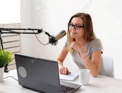 Popularitas Podcast, Mengembalikan Kejayaan Radio