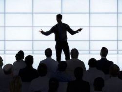 Tips Public Speaking: Sampaikan Pidato Singkat Saja!